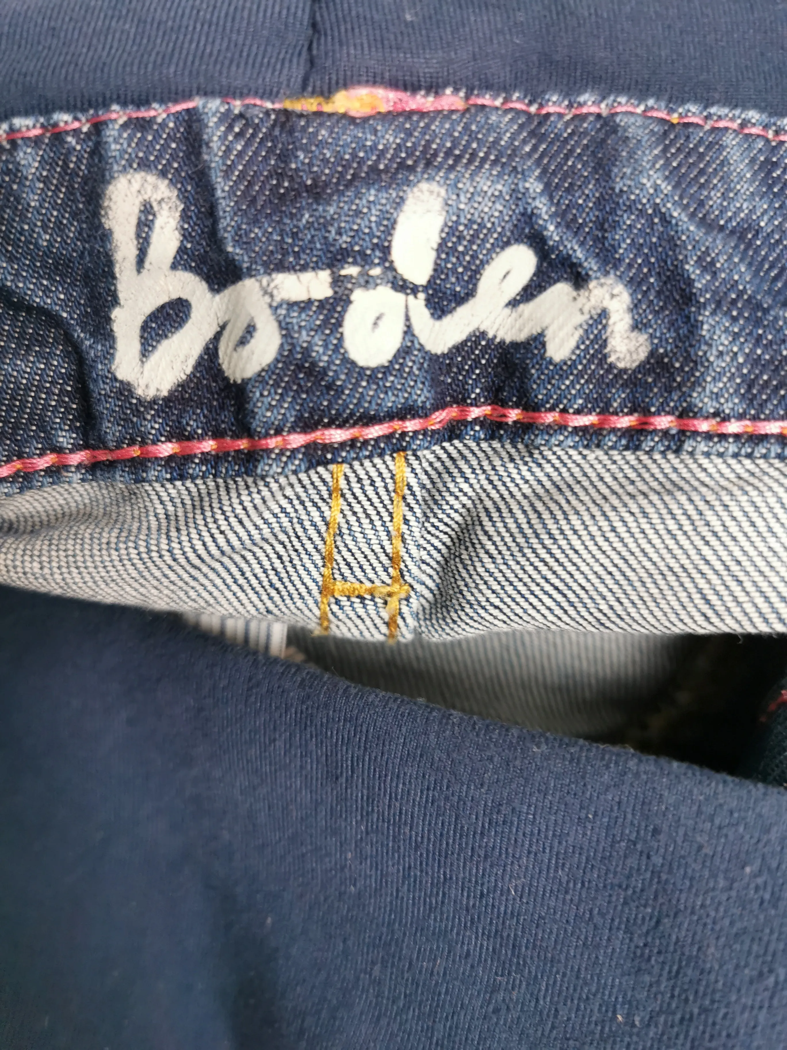 WOMENS SIZE(S) 4R & 6R - BODEN, UK Maternity Jeans, Full Belly Panel EUC B11
